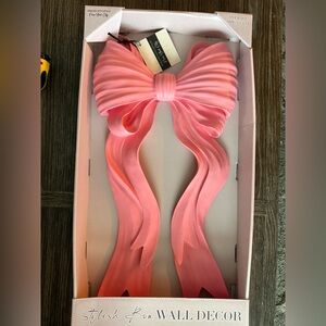 NWT Viral TikTok Large Pink Bow Decorative Hanging Wall Decor